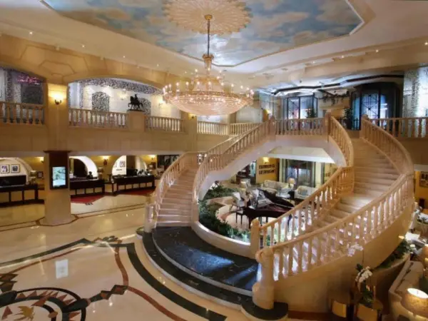 Carlton Palace Hotel Main image